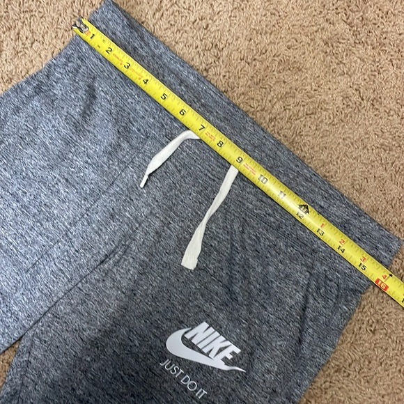 Nike jogger sweatpants - Picture 4 of 11